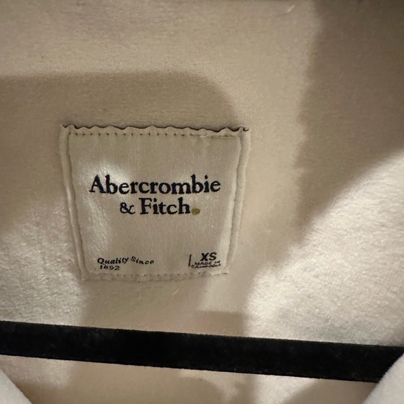 Abercrombie & Fitch Cream Sherpa Teddy Jacket. NWT - Picture 4 of 4